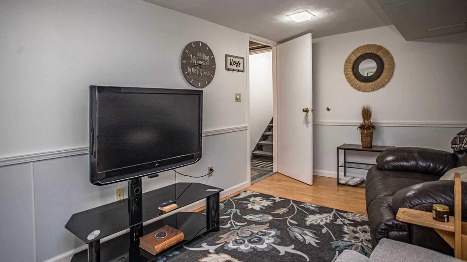 Property at 311 Swansea Avenue, Salina, NY 13206 28