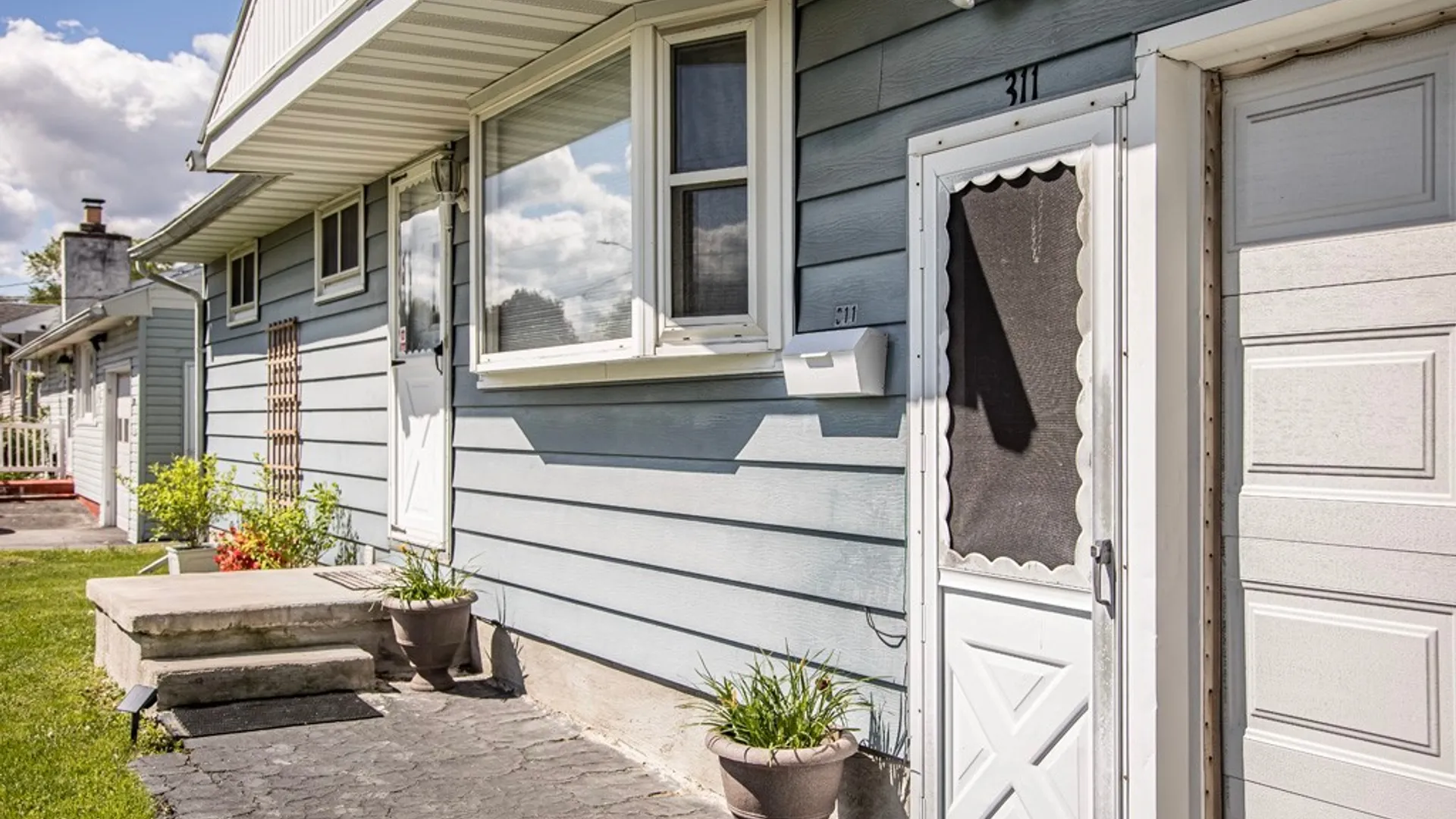 Property at 311 Swansea Avenue, Salina, NY 13206 4