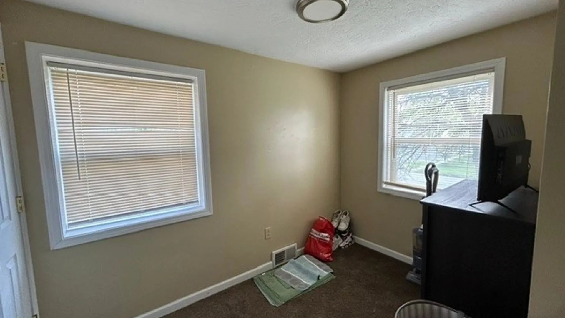 Property at 55 Washington Street, Lockport City, NY 14094 18