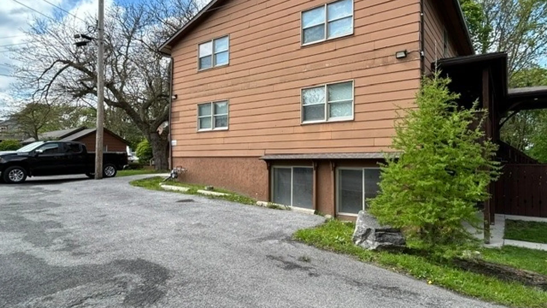 Property at 55 Washington Street, Lockport City, NY 14094 2