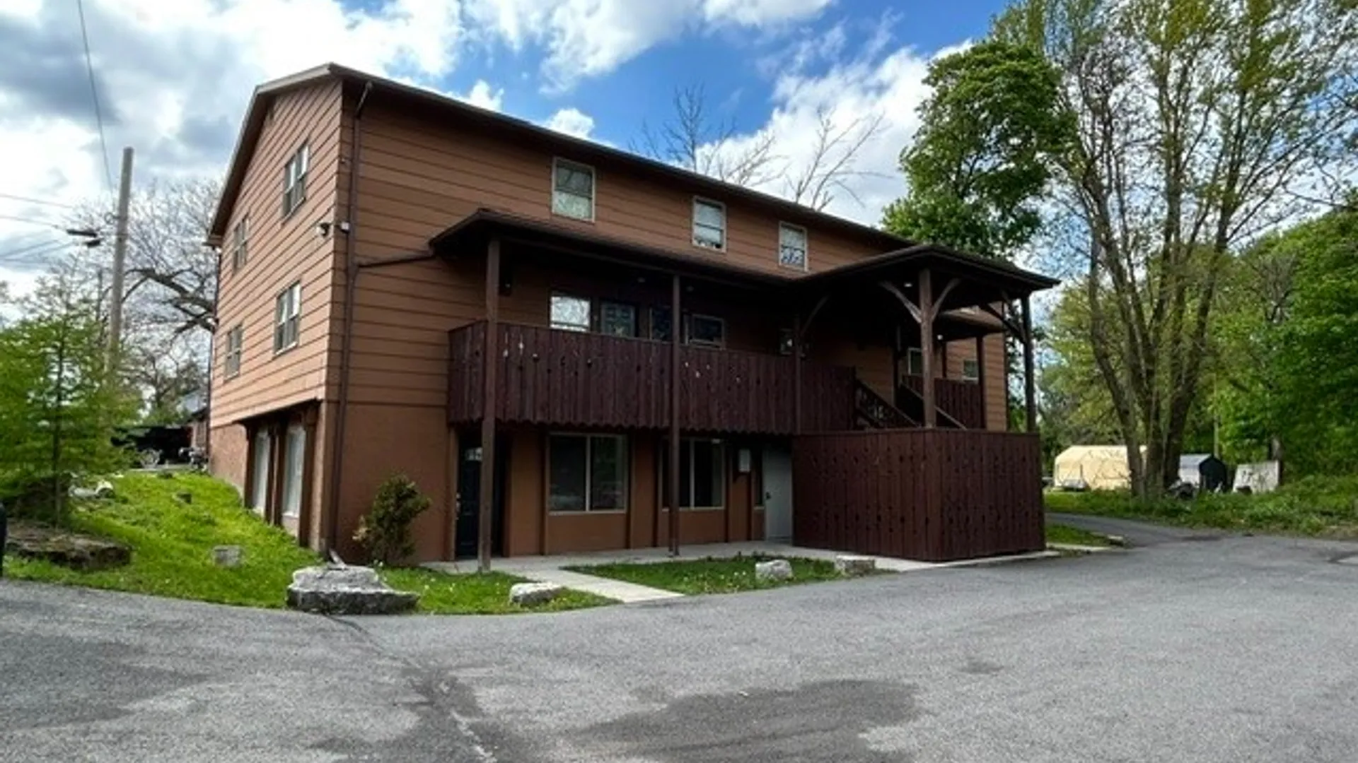 Property at 55 Washington Street, Lockport City, NY 14094 3