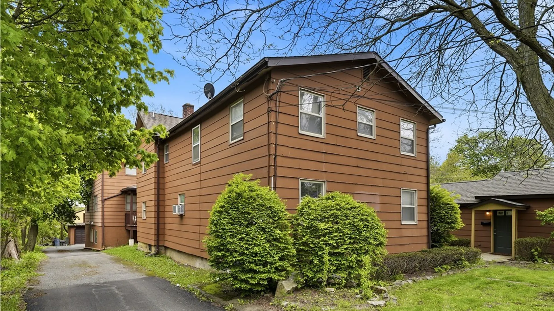 Property at 55 Washington Street, Lockport City, NY 14094 34