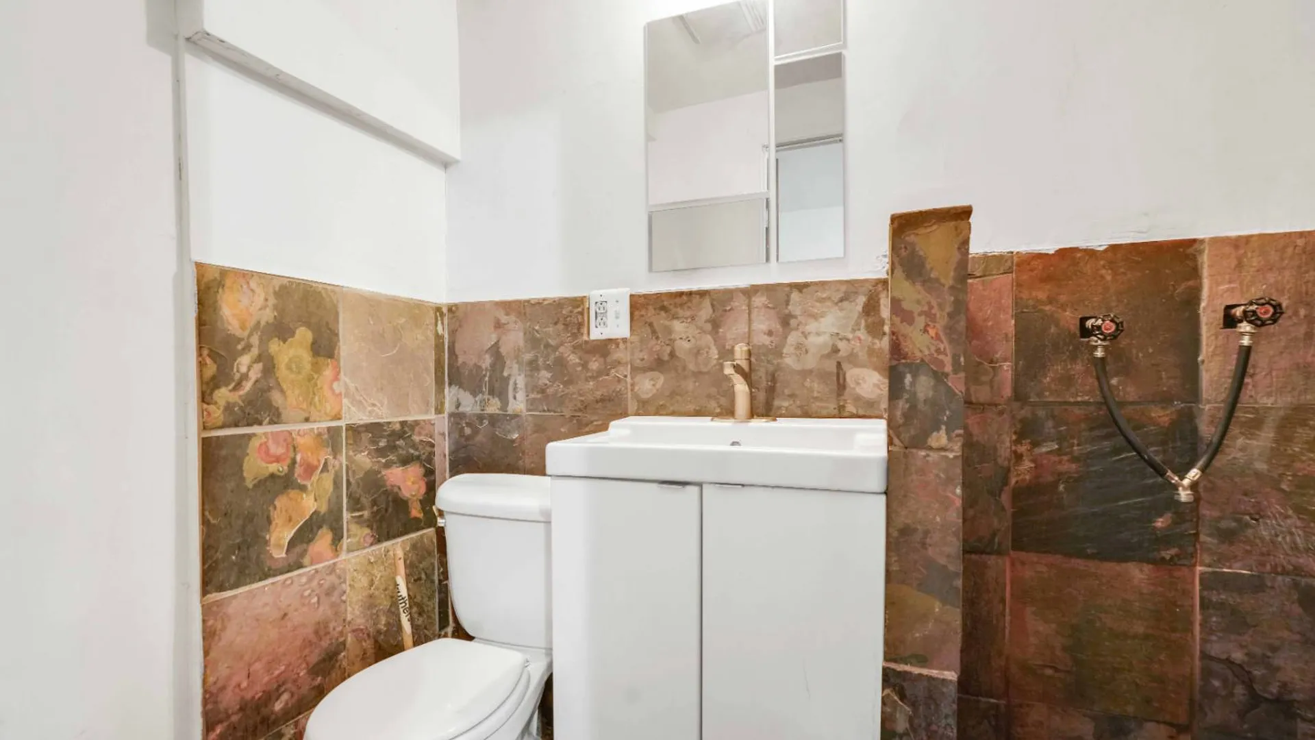 Property at 282 SCHOLES STREET, Brooklyn, NY 11206 13