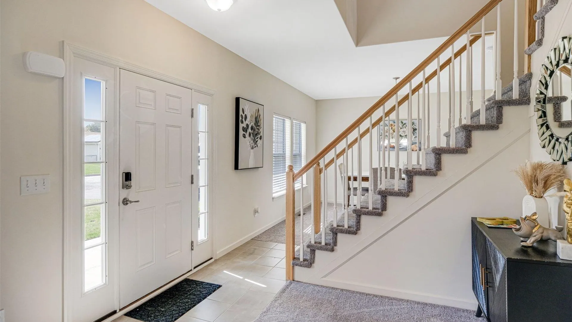 Property at 7 Pondview Circle, Shirley, NY 11967 10