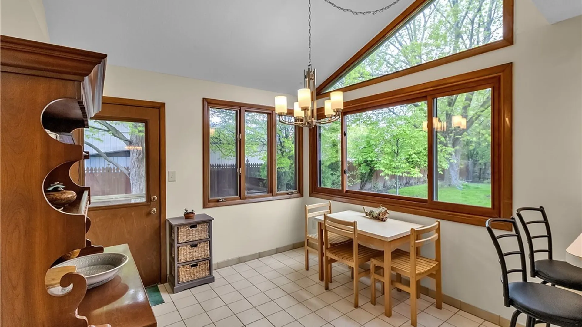 Property at 62 Rue Madeleine, Amherst, NY 14221 20