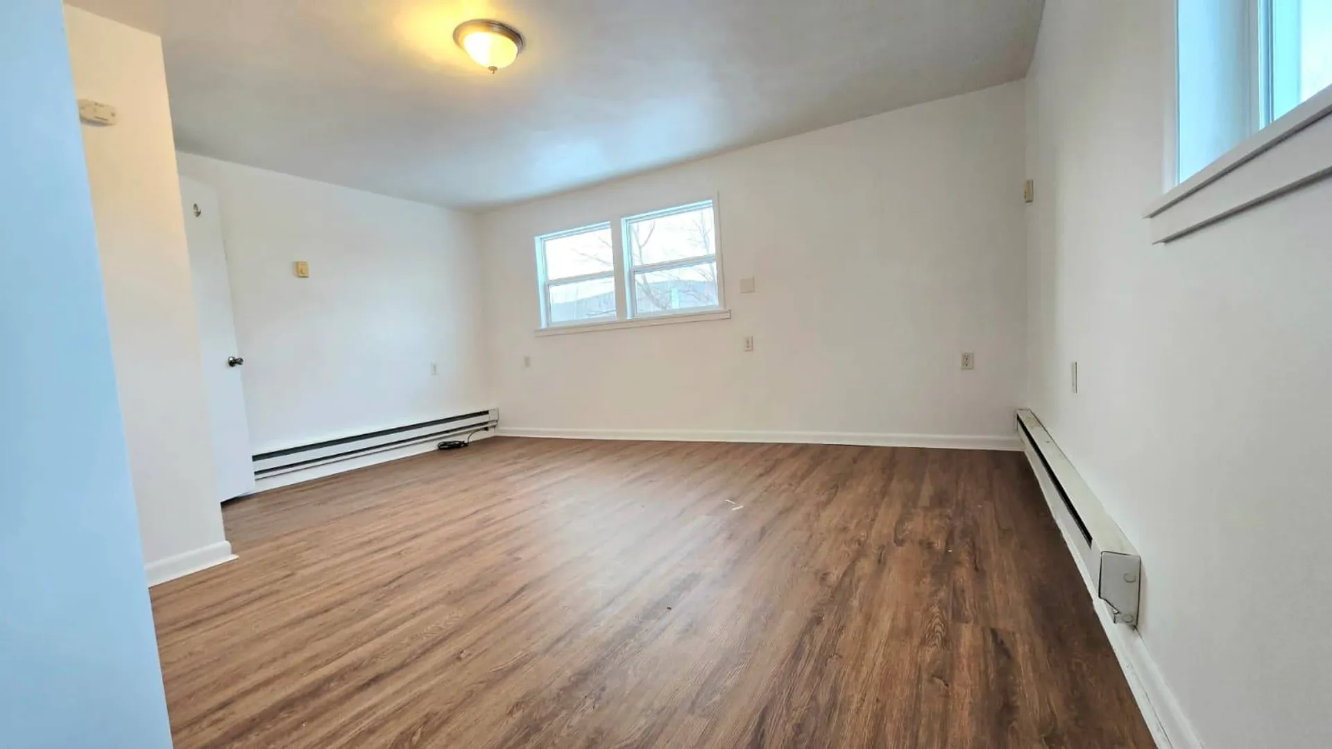 Property at 725 DICKSON ST, Endicott, NY 13760 17