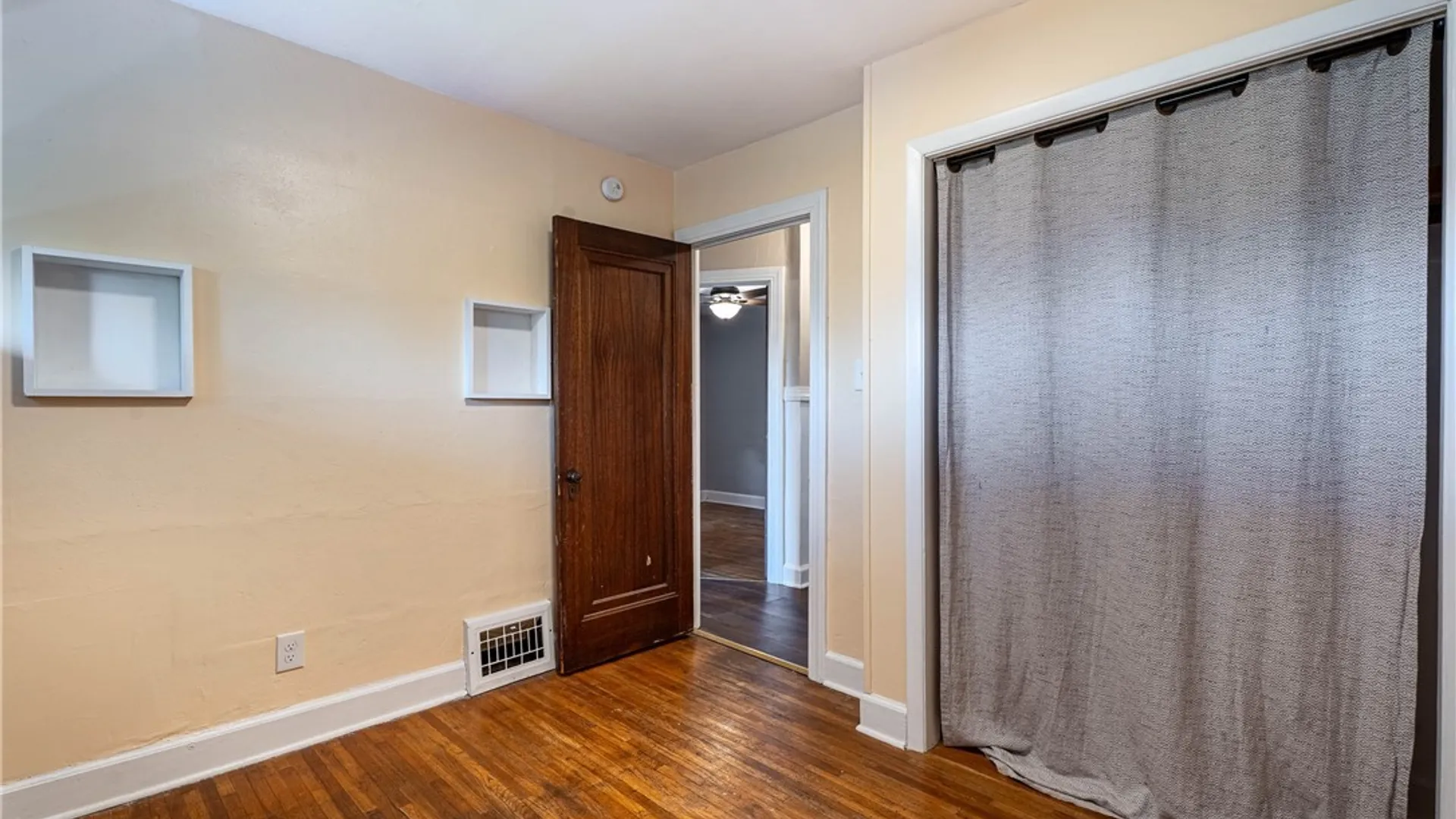 Property at 600 Englewood Avenue, Tonawanda, NY 14223 29