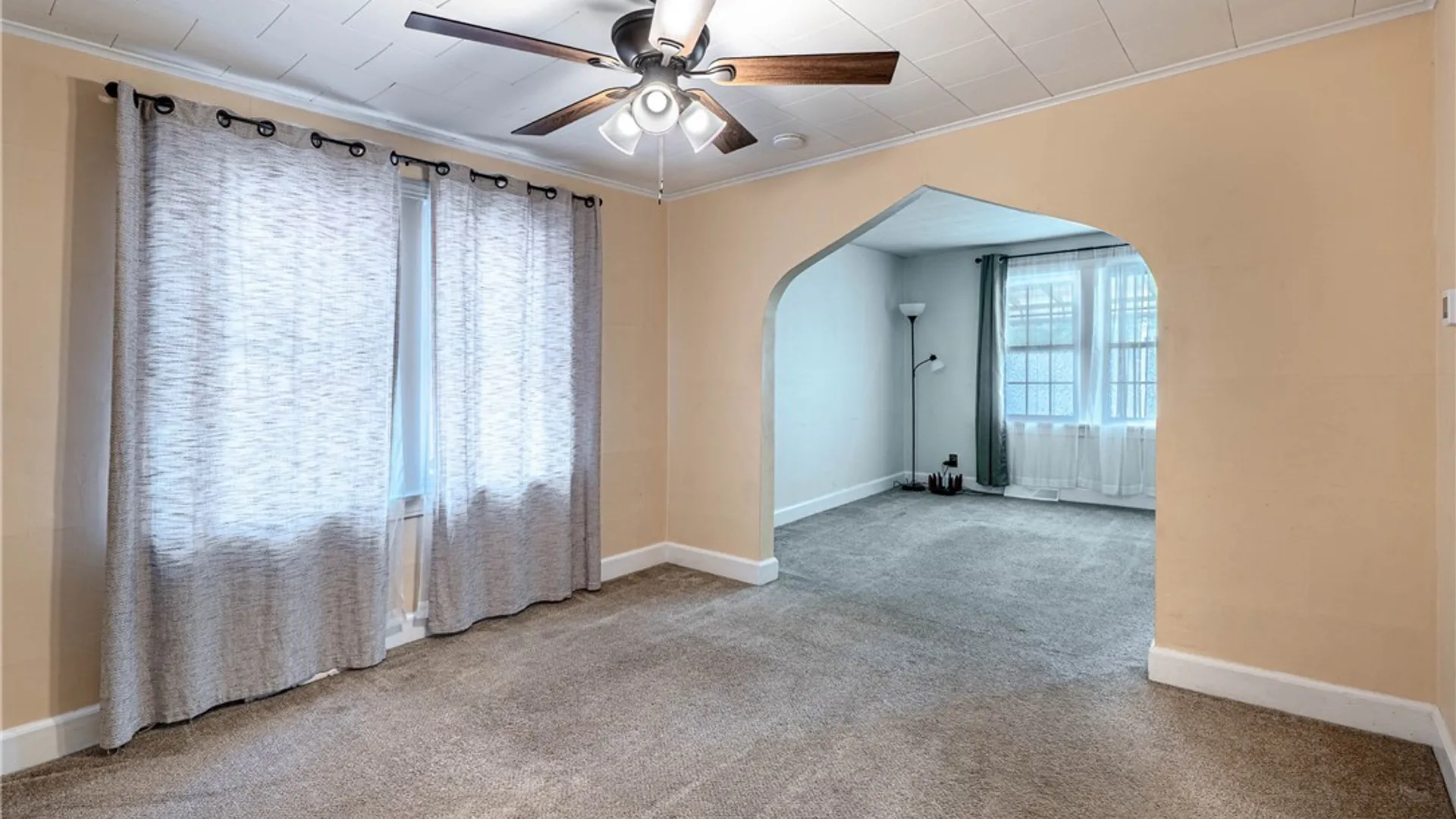 Property at 600 Englewood Avenue, Tonawanda, NY 14223 9