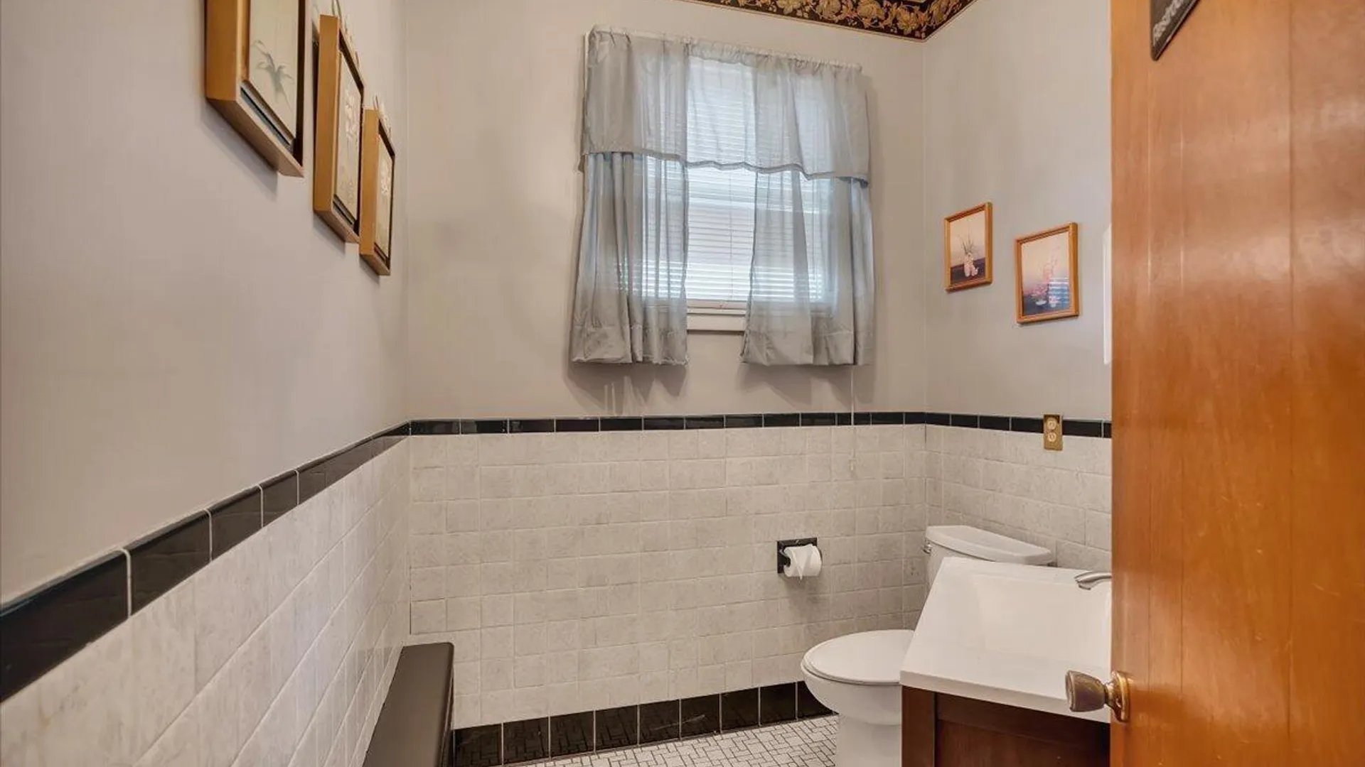 Property at 891 Madison Avenue, Albany, NY 12208 20
