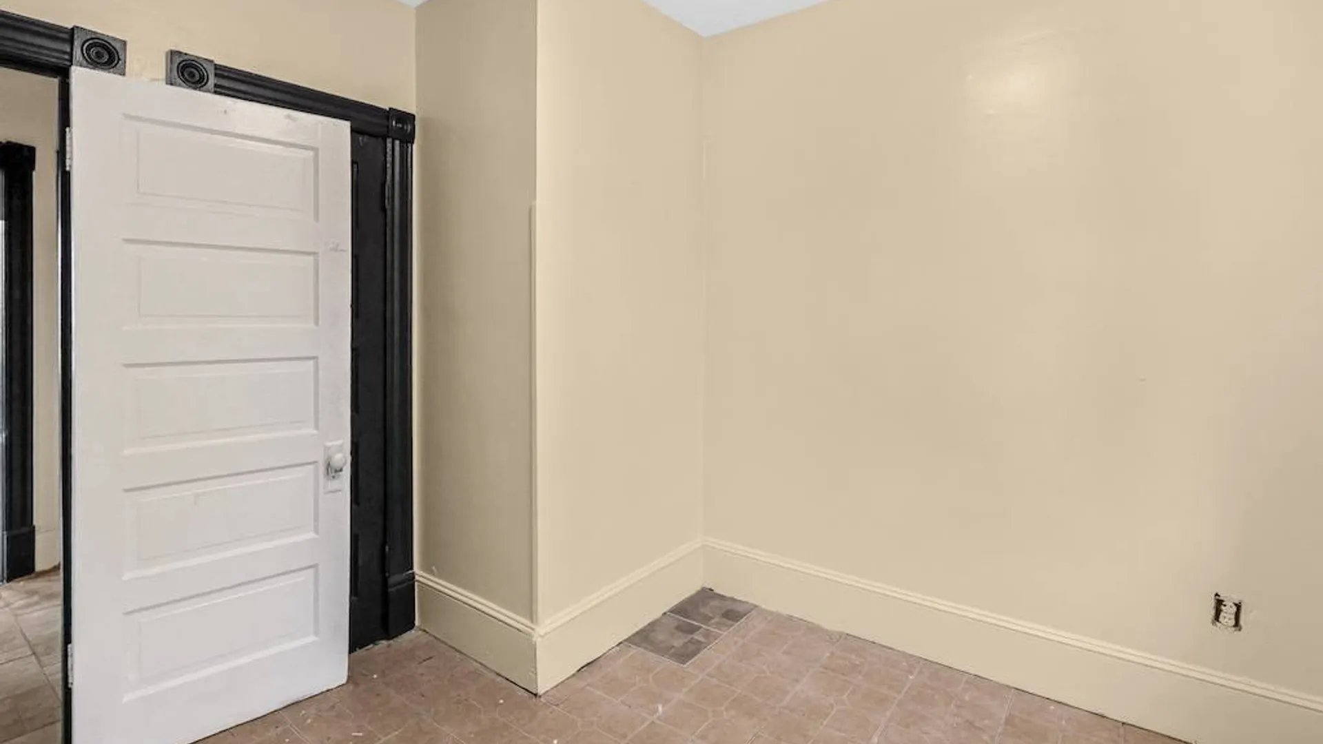 Property at 9 Monument St, Newburgh, NY 12550 13