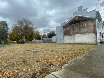 Property at 624 2nd Ave, Troy, NY 12182