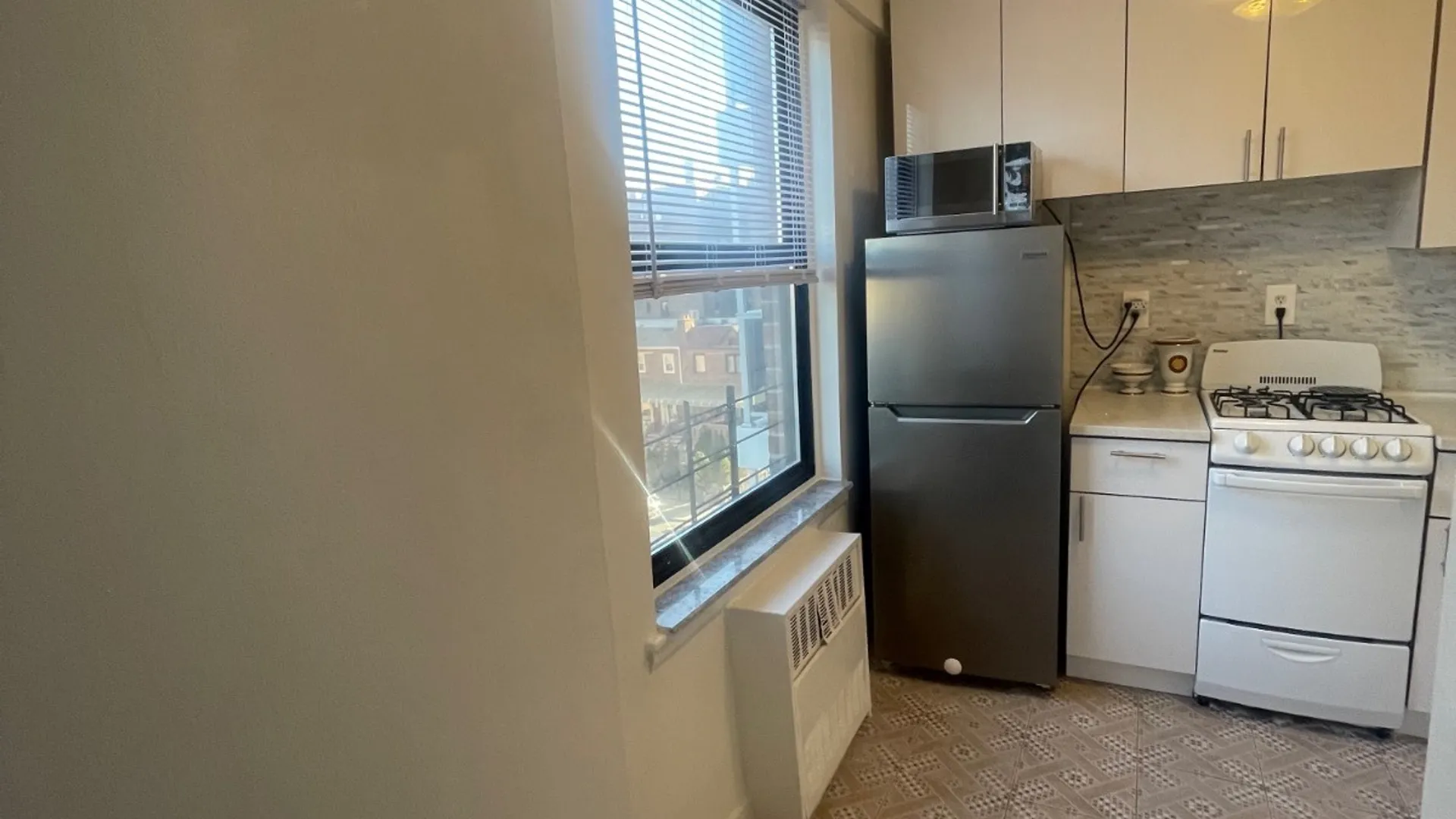 Property at 40 brighton 1 Road, Brooklyn, NY 11235 14