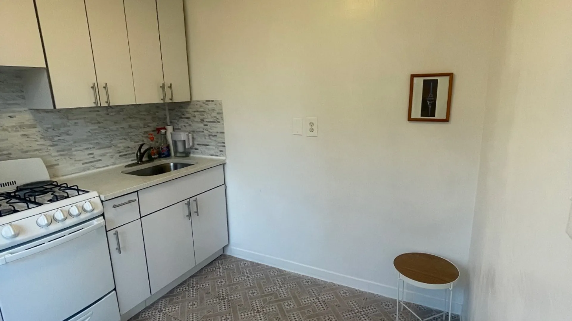 Property at 40 brighton 1 Road, Brooklyn, NY 11235 15