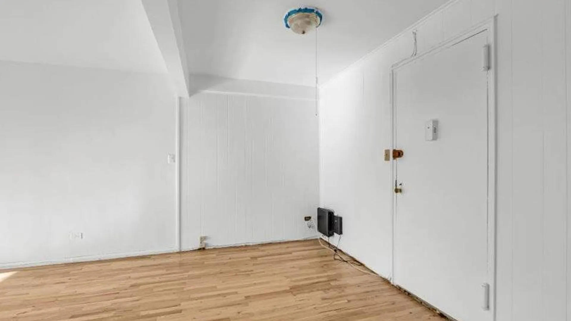 Property at 877 Bay Ridge Ave, Brooklyn, NY 11220 6