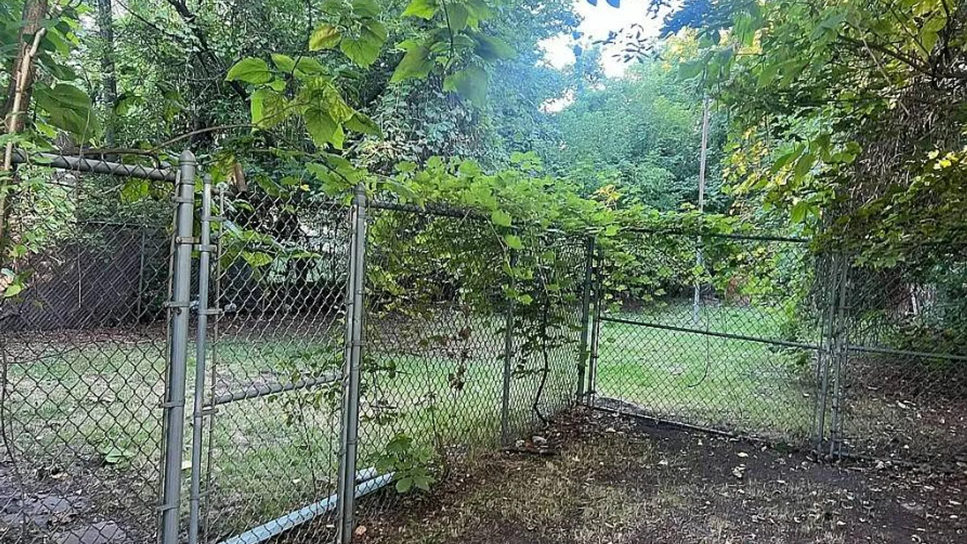 Property at 7 Charlotte St, Binghamton, NY 13905 8