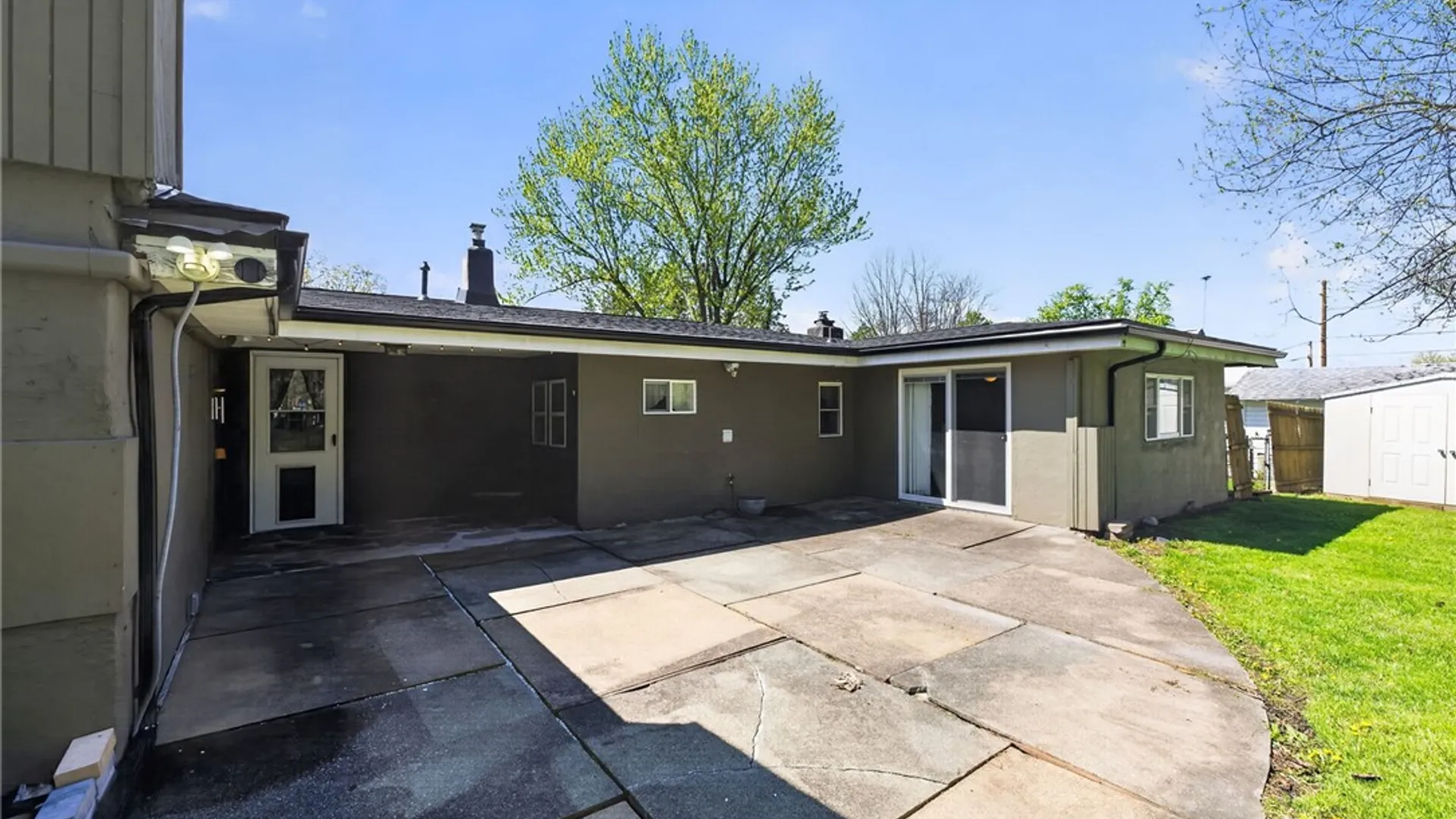 Property at 22 Riverview Heights, Henrietta, NY 14623 28
