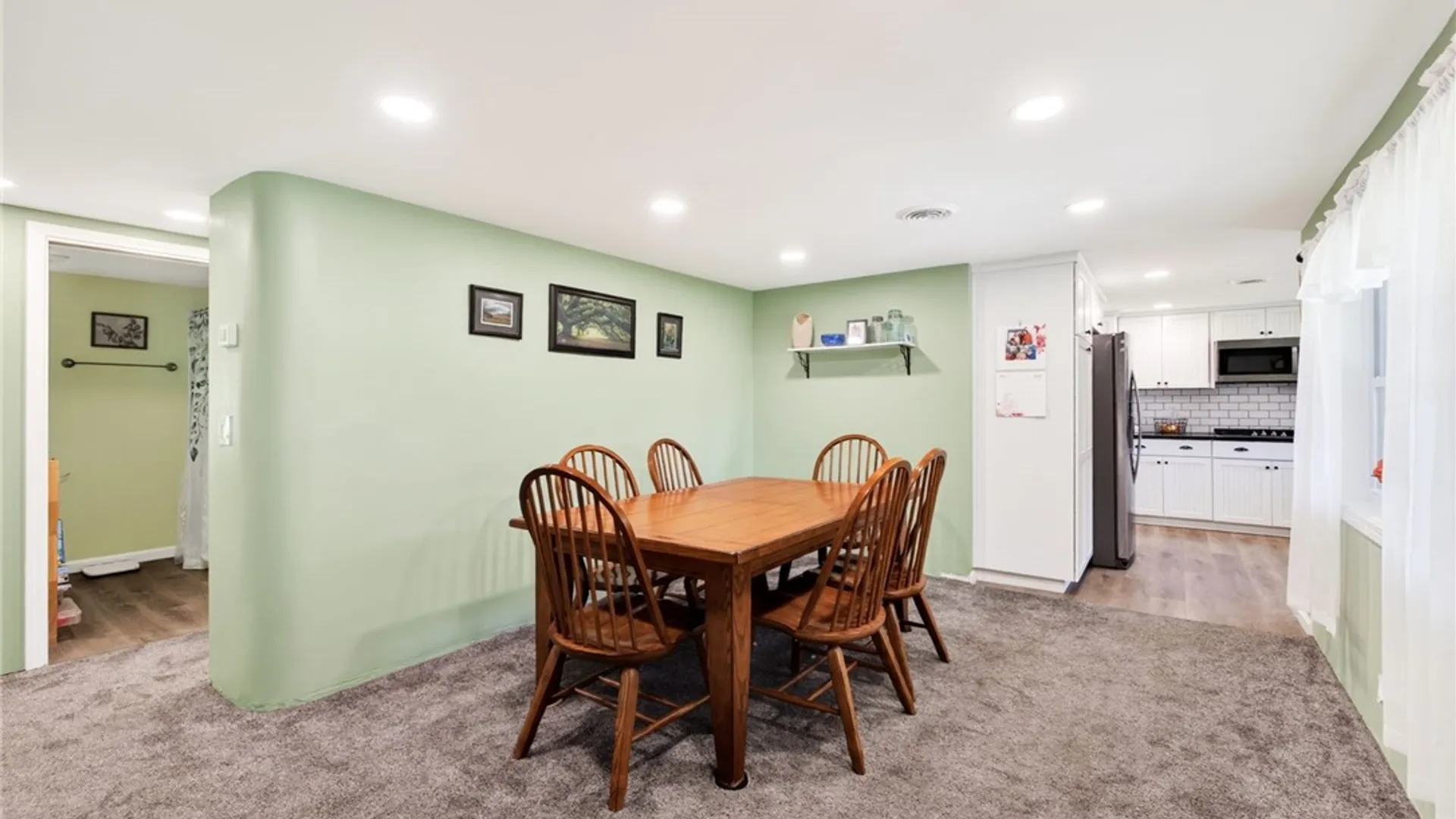 Property at 22 Riverview Heights, Henrietta, NY 14623 9