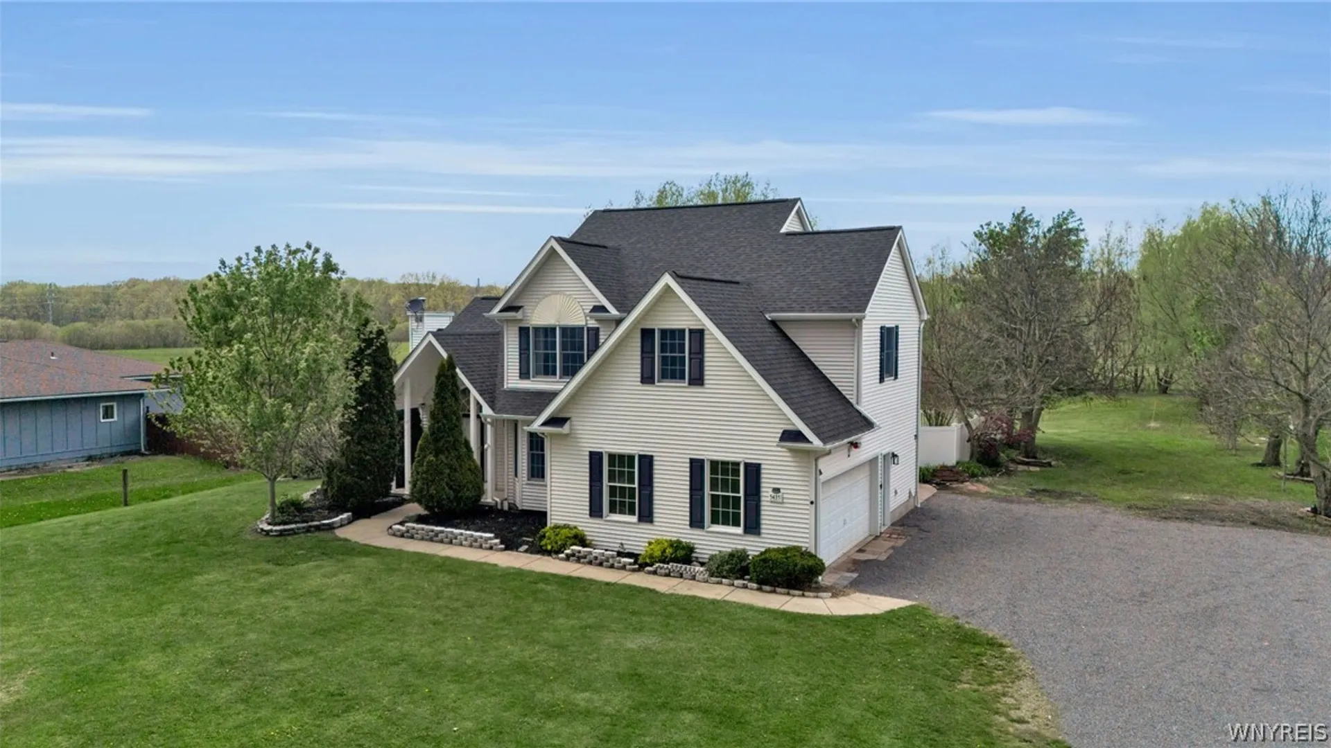 Property at 5435 Mapleton Road, Pendleton, NY 14094 2