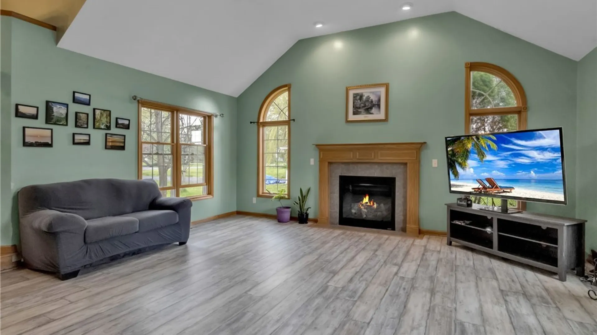 Property at 5435 Mapleton Road, Pendleton, NY 14094 5