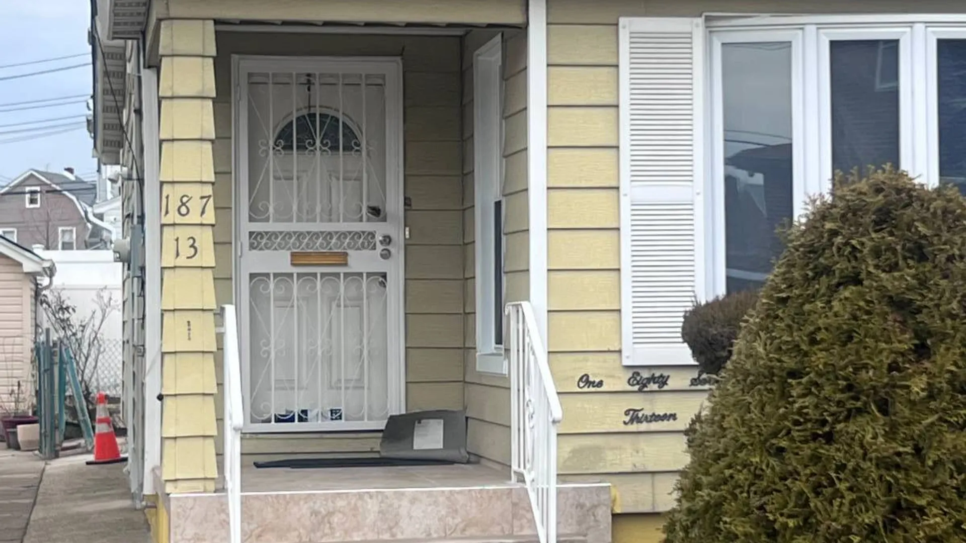 Property at 187-13 QUENCER ROAD, Saint Albans, NY 11412 2