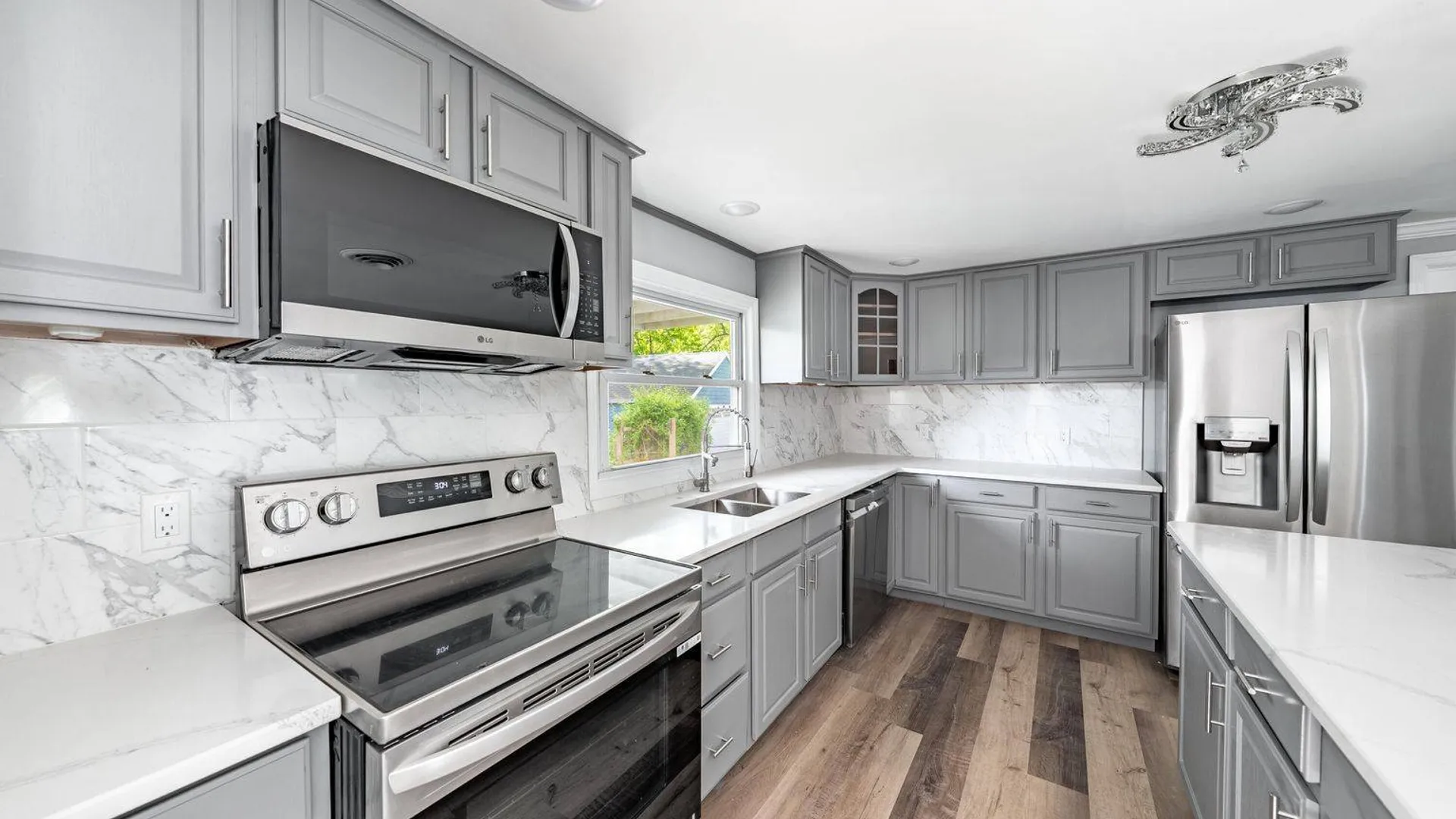 Property at 7116 Fuller Station Rd, Schenectady, NY 12303 3