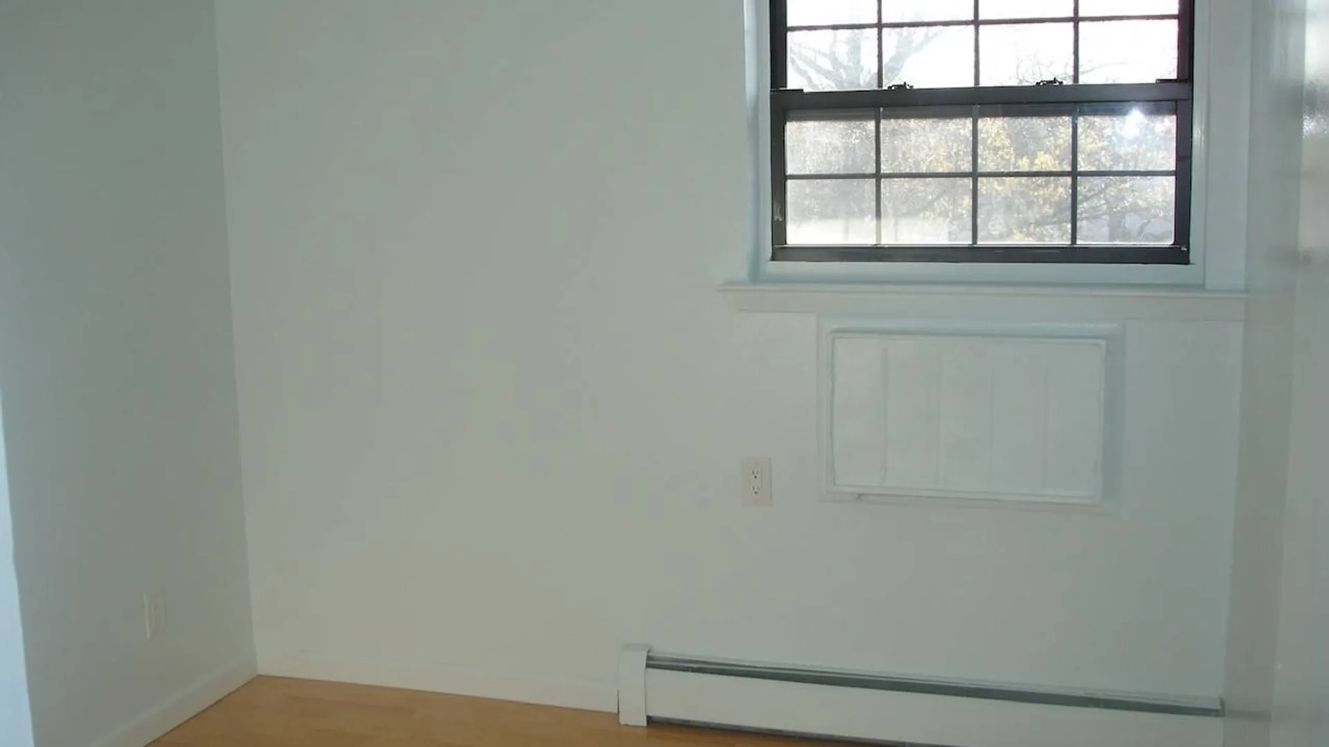 Property at 219-02 64th Ave, Oakland Gardens, NY 11364 12