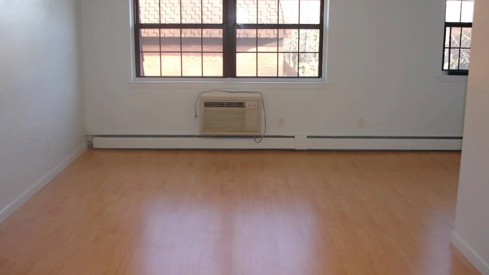 Property at 219-02 64th Ave, Oakland Gardens, NY 11364 9