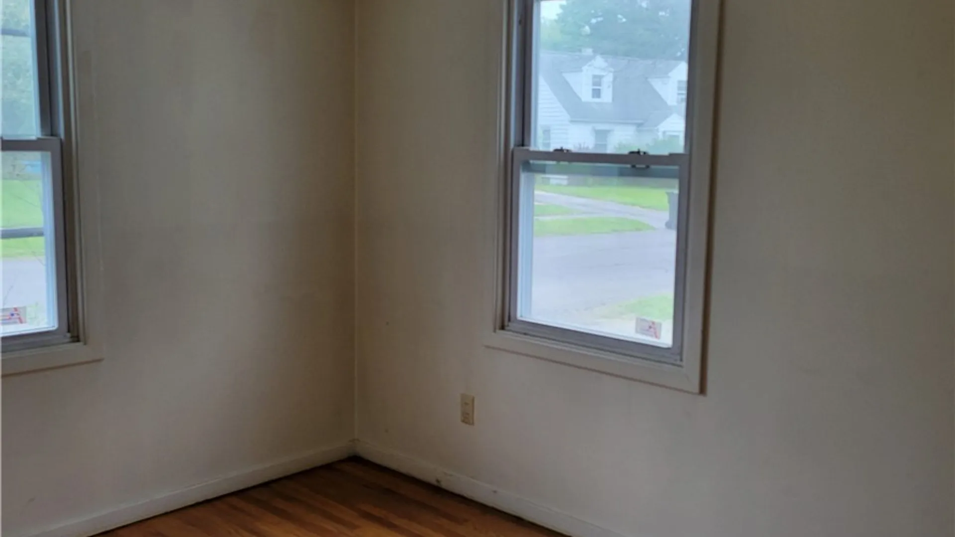Property at 207 Brooklea Drive, Syracuse, NY 13207 10