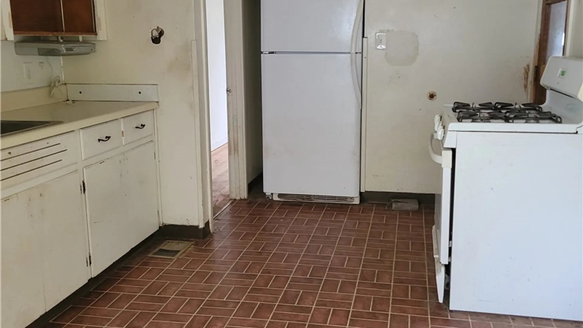 Property at 207 Brooklea Drive, Syracuse, NY 13207 7