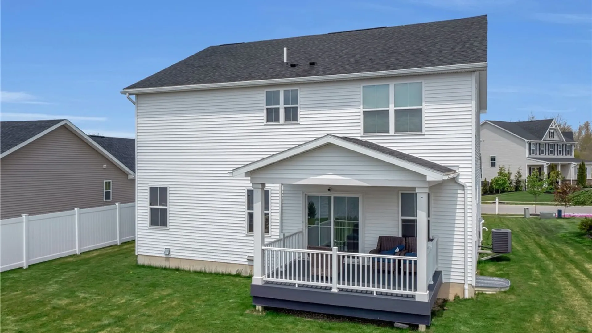 Property at 127 Sierra Drive, Amherst, NY 14228 4