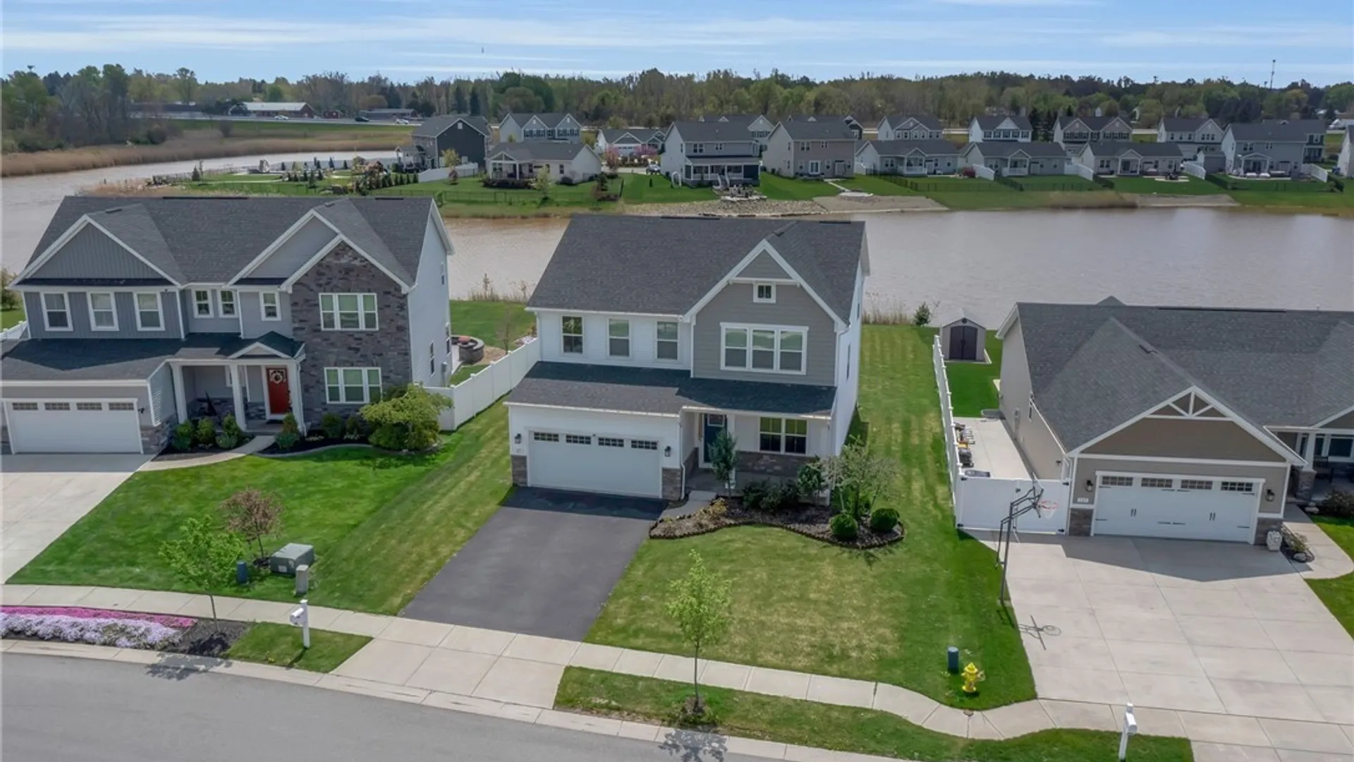 Property at 127 Sierra Drive, Amherst, NY 14228 7