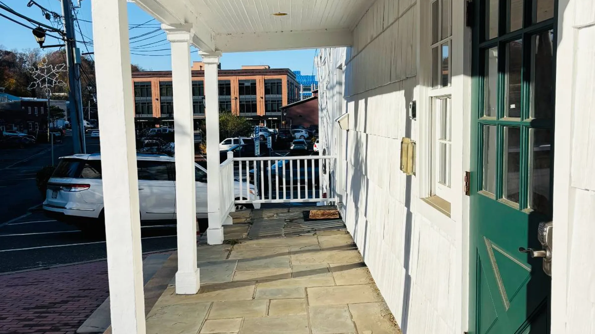 Property at 1345 Old Northern Blvd, Roslyn, NY 11576 14