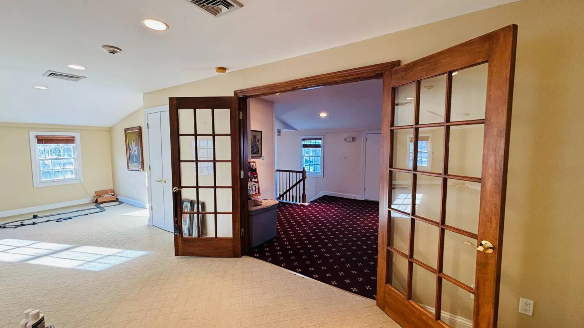 Property at 1345 Old Northern Blvd, Roslyn, NY 11576 18
