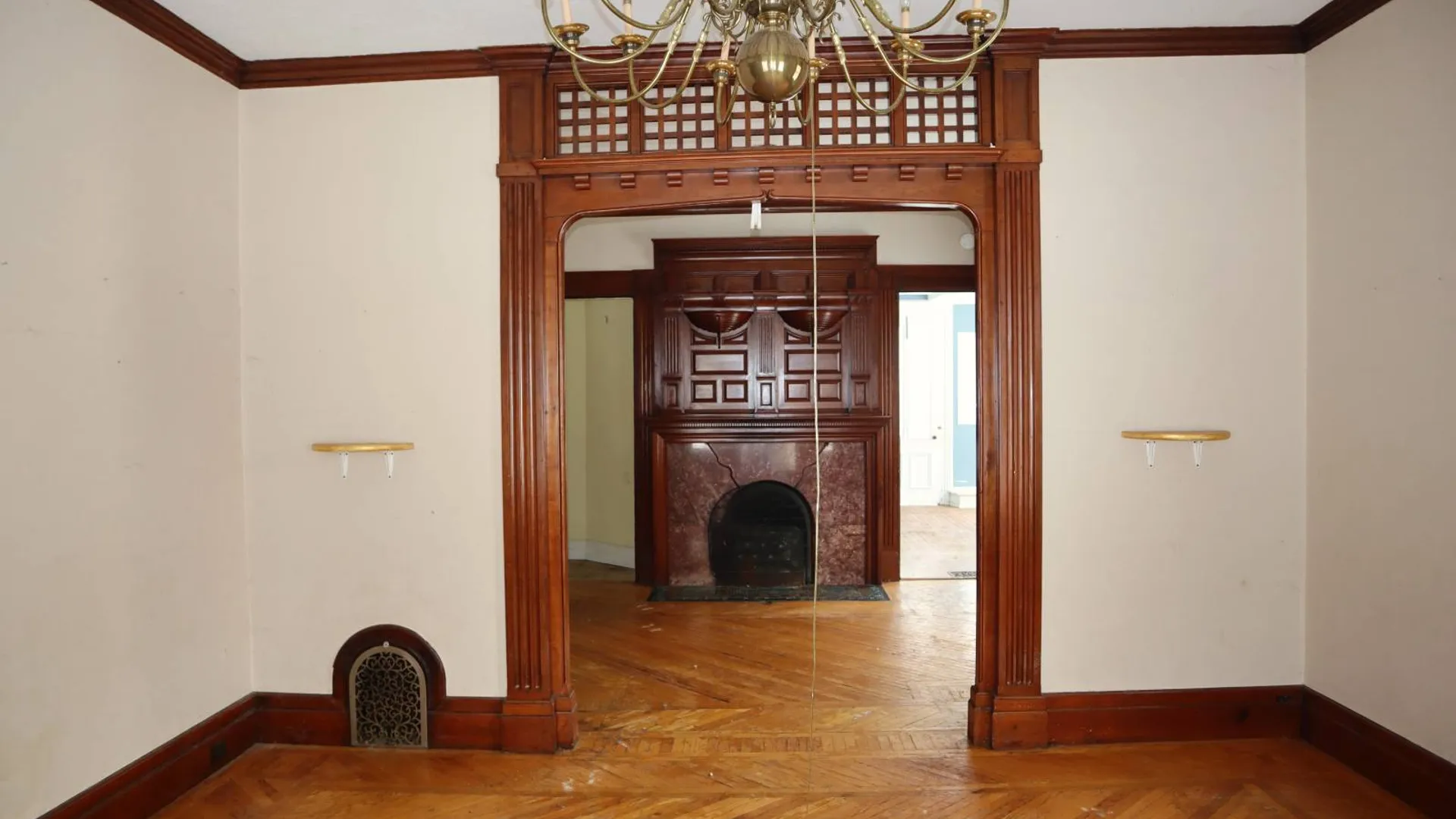 Property at 59 Otsego St, Canajoharie, NY 13317 4