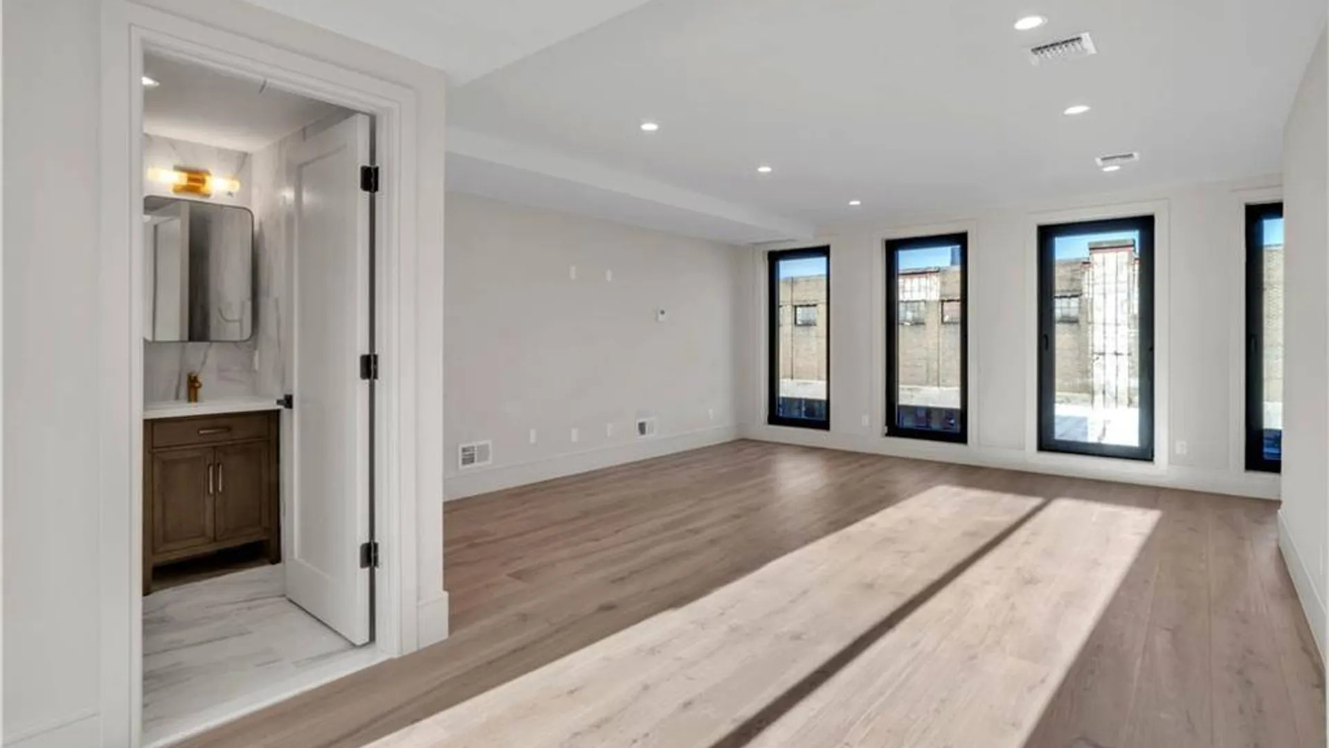 Property at 266 10th St, Brooklyn, NY 11215 15