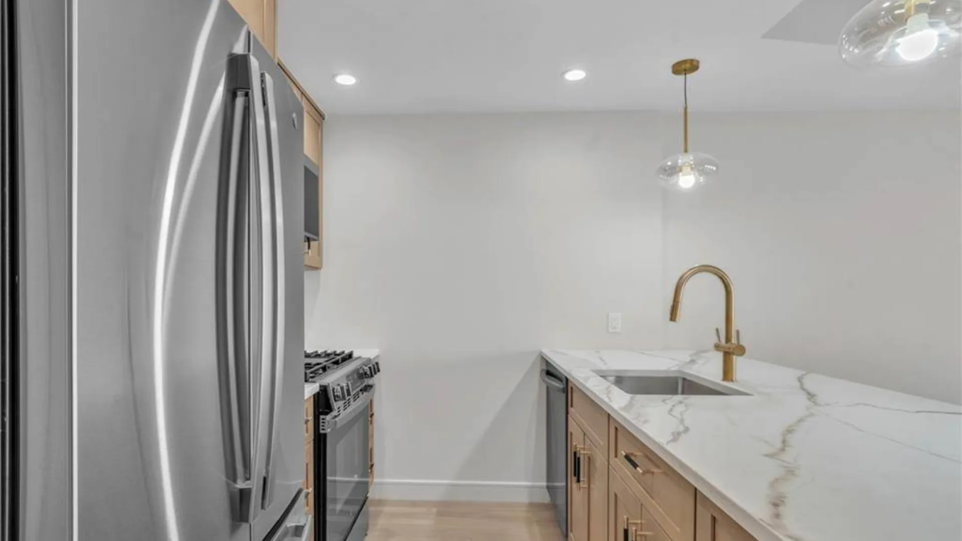 Property at 266 10th St, Brooklyn, NY 11215 6