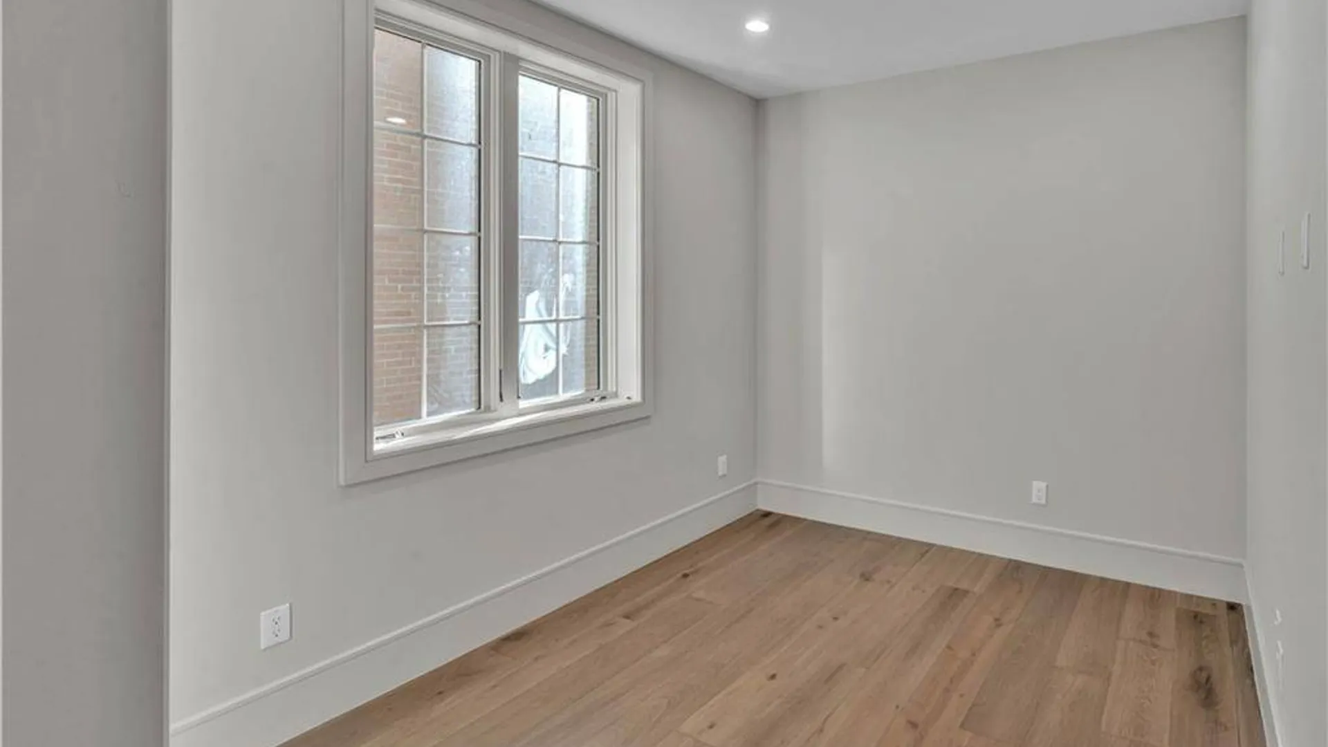 Property at 372 92nd St, Brooklyn, NY 11209 11