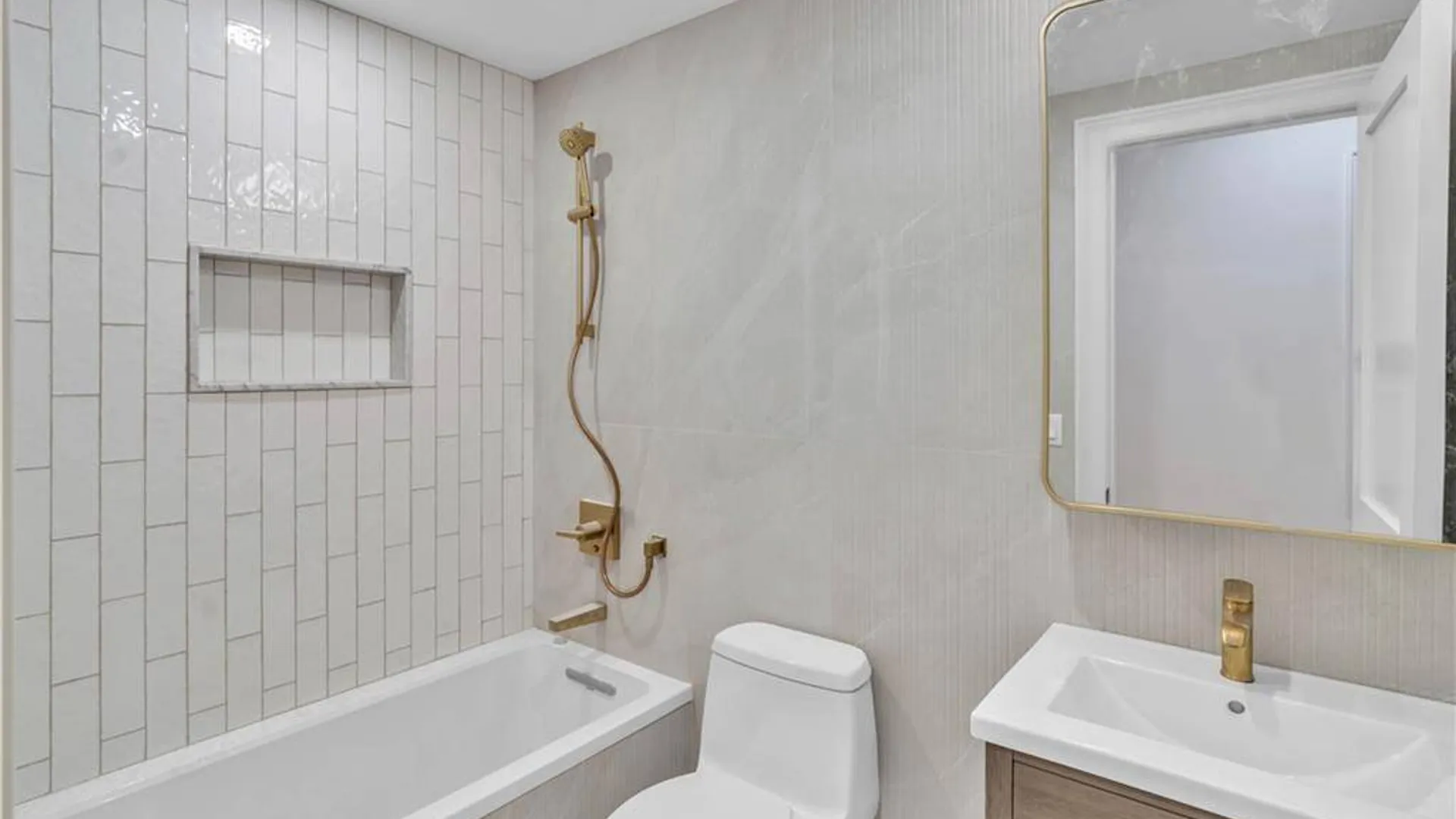 Property at 372 92nd St, Brooklyn, NY 11209 17