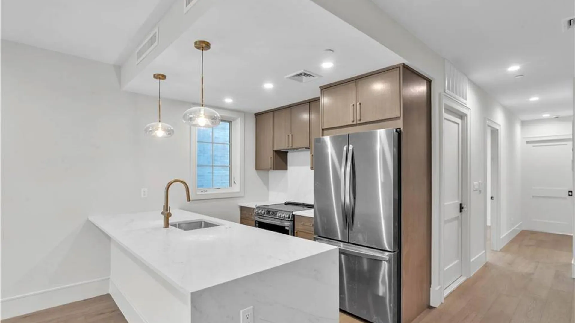 Property at 372 92nd St, Brooklyn, NY 11209 5