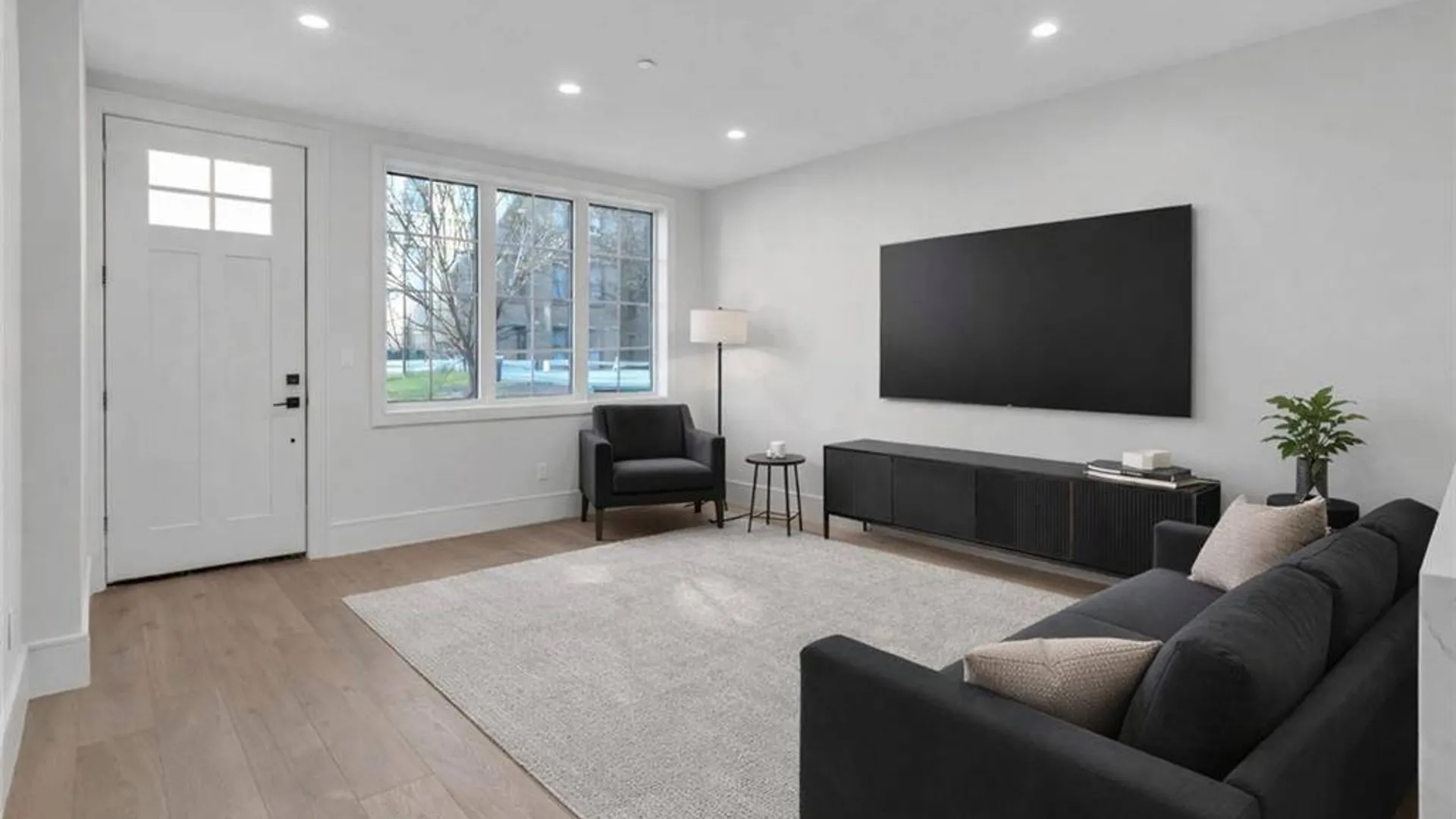 Property at 372 92nd St, Brooklyn, NY 11209 7
