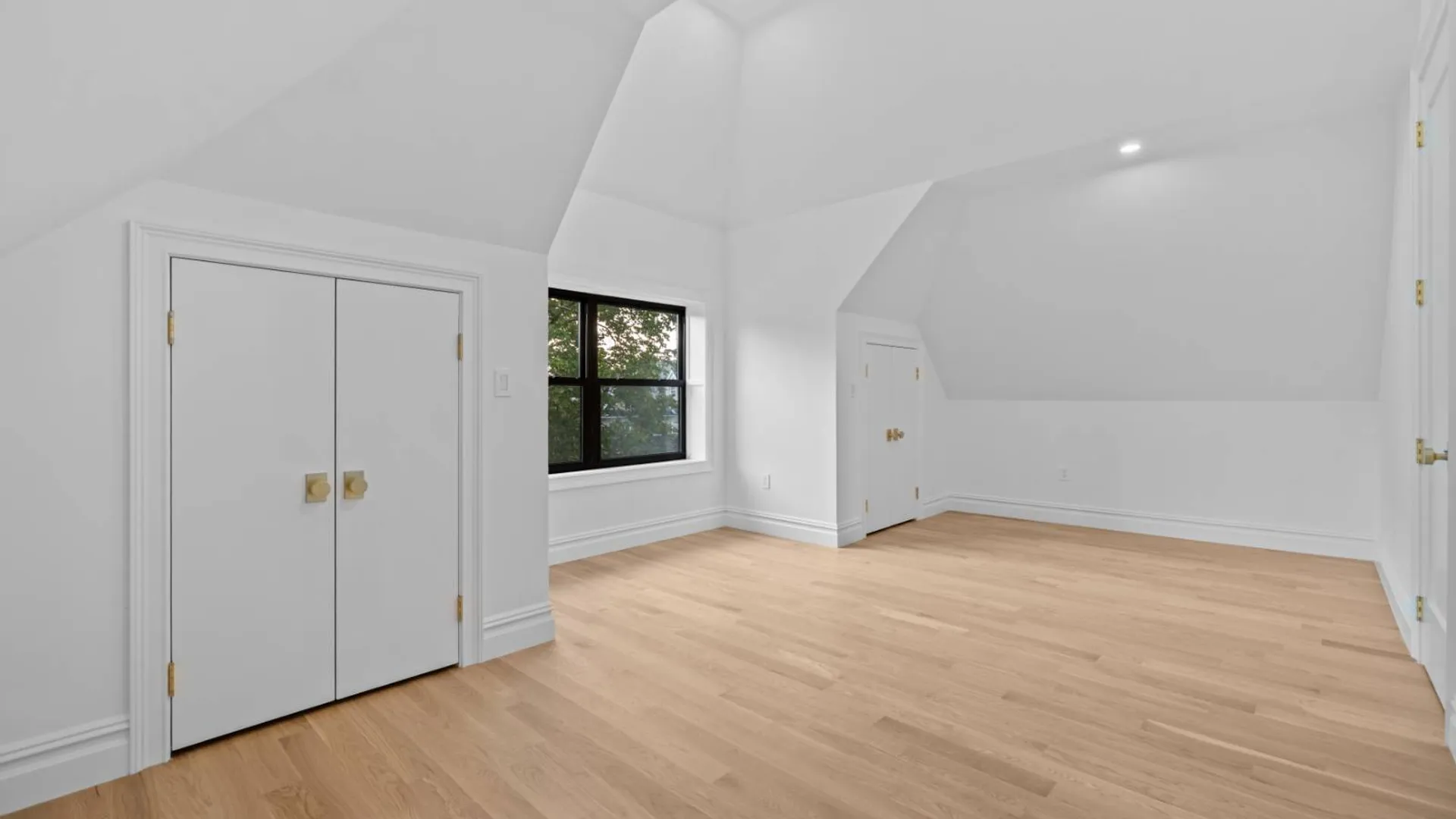 Property at 2729 Bedford Ave, BROOKLYN, NY 11210 6
