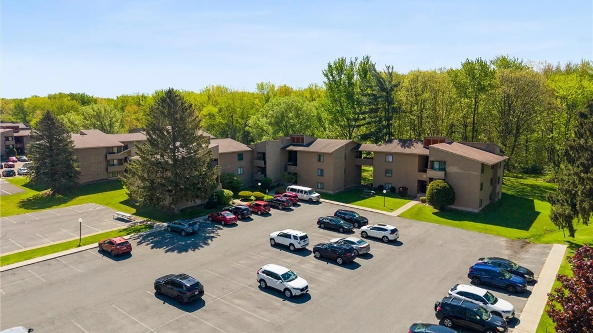 Property at 266 Watertree Drive, DeWitt, NY 13057 44