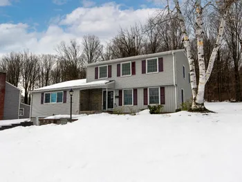 Property at 14 Overbrook Circle, New Hartford, NY 13413