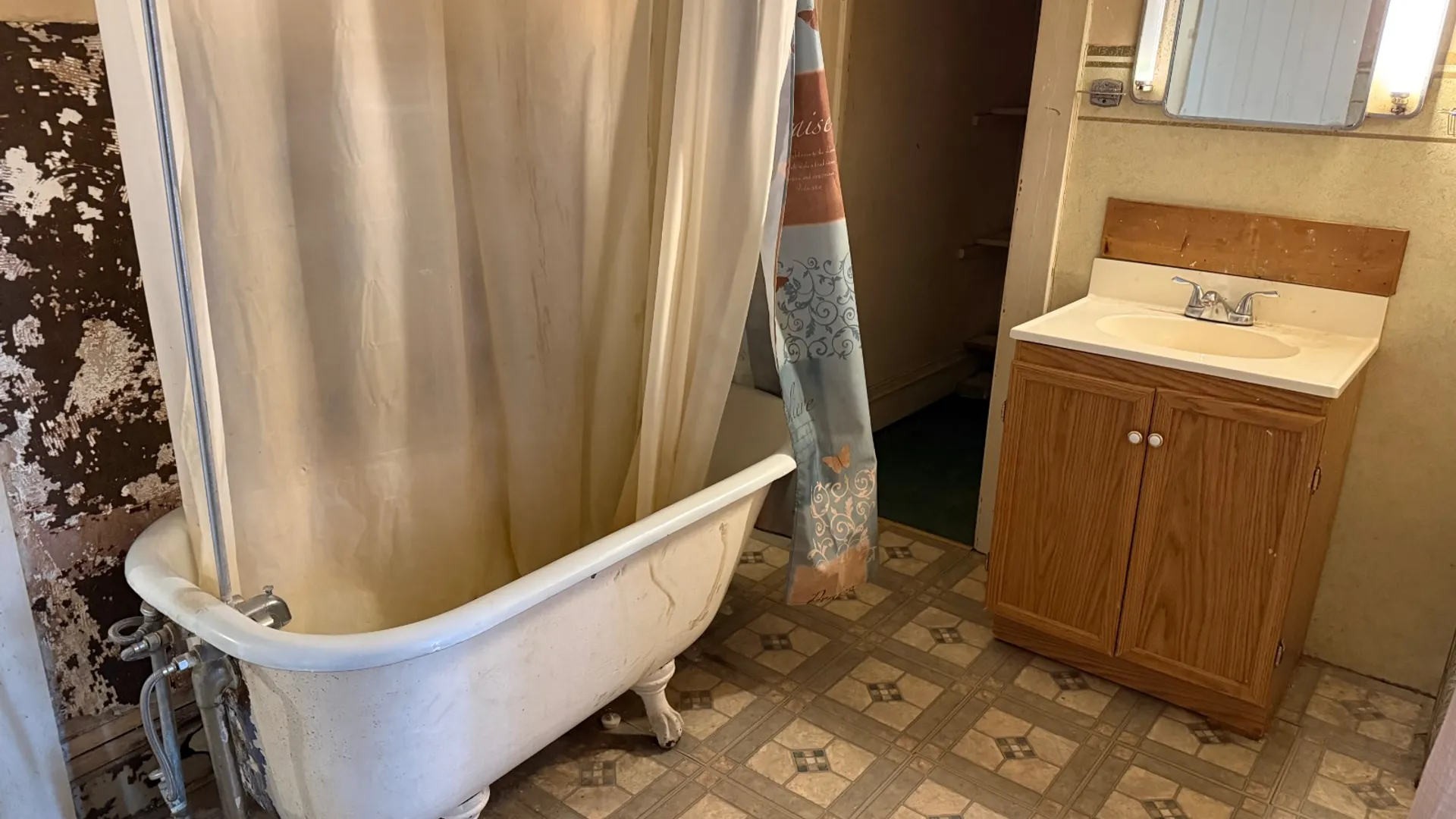 Property at 99 W Grand St, Palatine Bridge, NY 13428 32