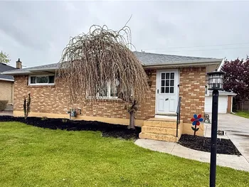 Property at 86 Diane Drive, Cheektowaga, NY 14225