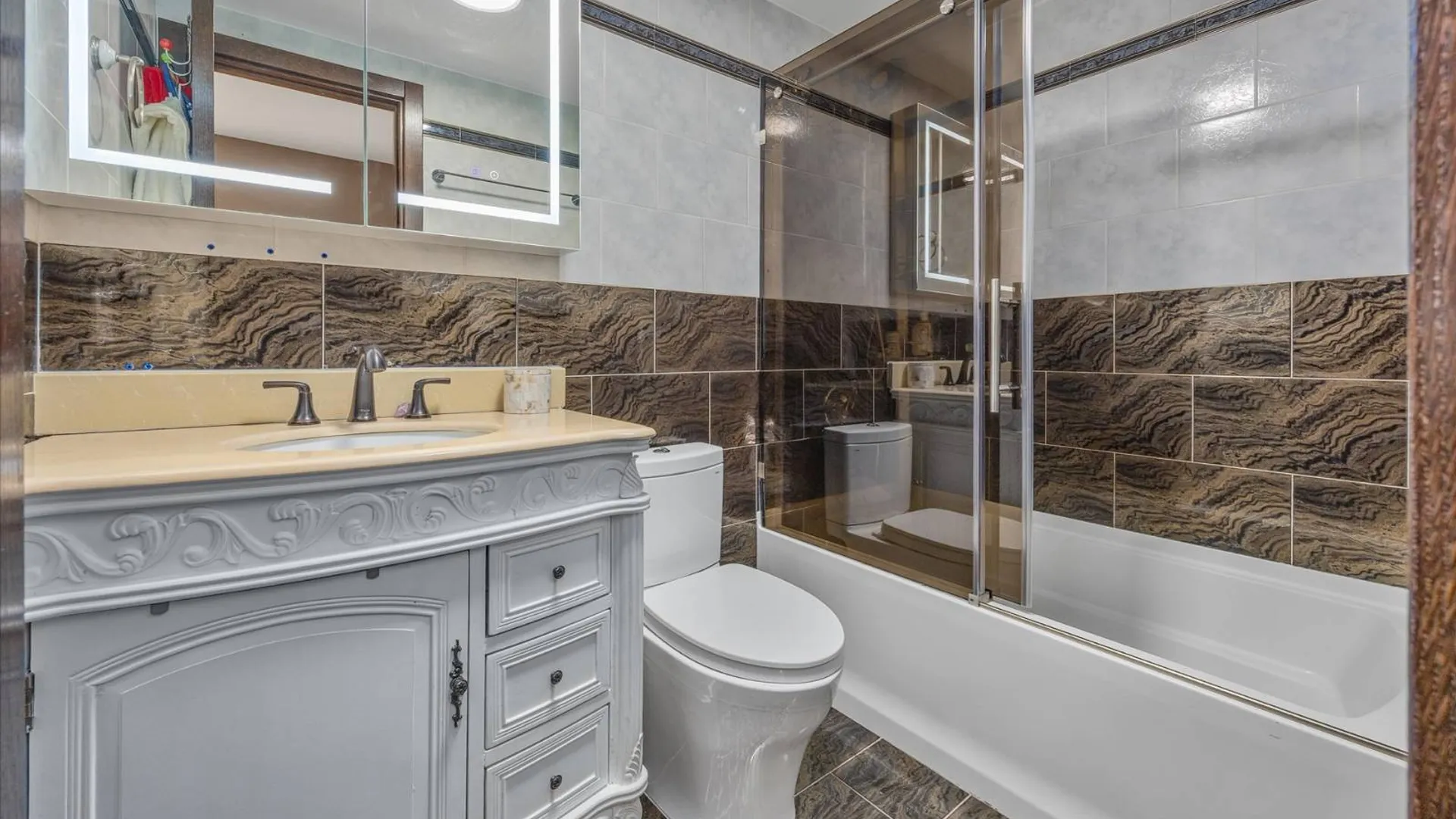 Property at 3015 BRIGHTON 6 STREET, Brooklyn, NY 11235 10