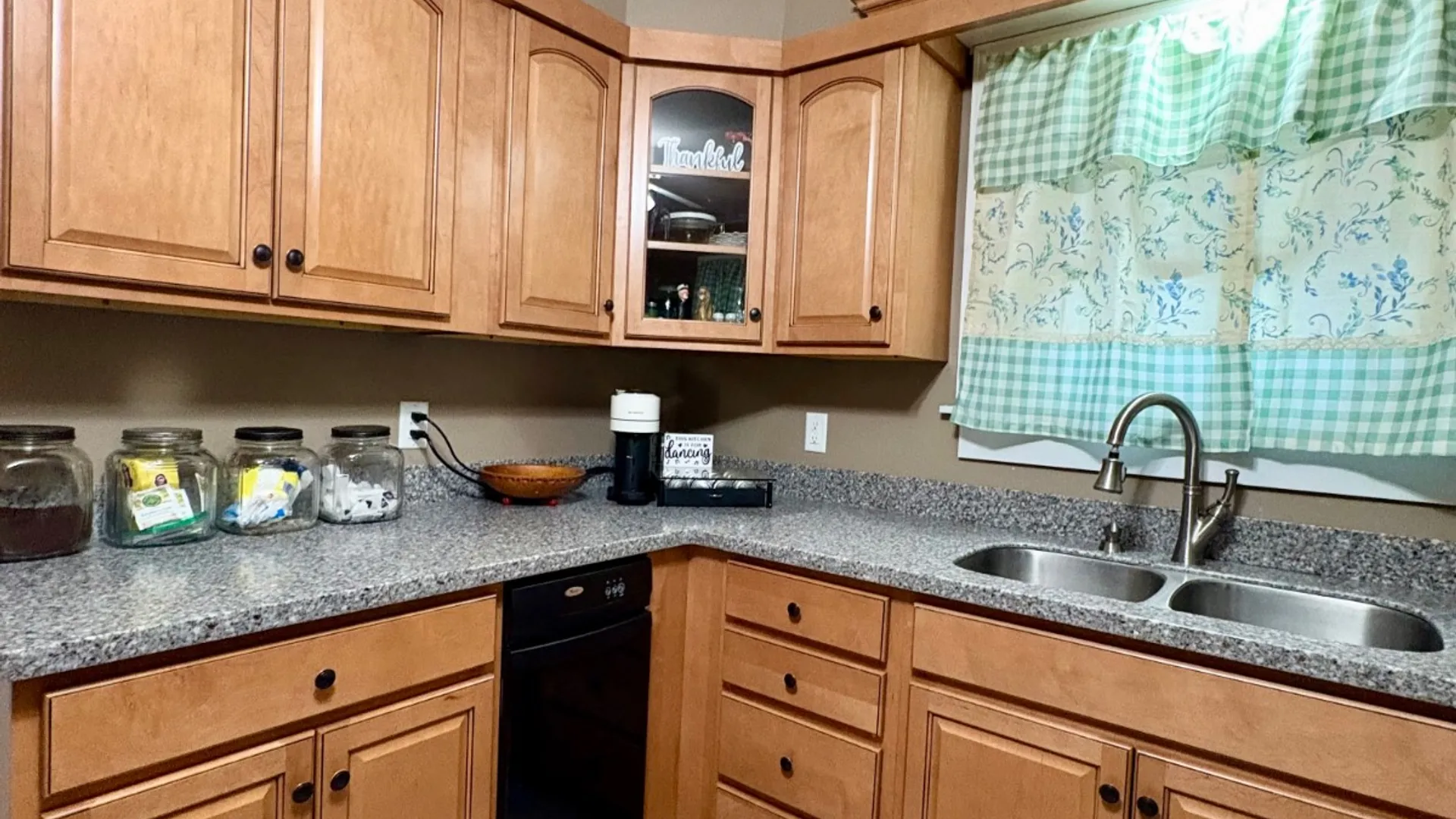 Property at 7 W Faville Ave, Dolgeville, NY 13329 6
