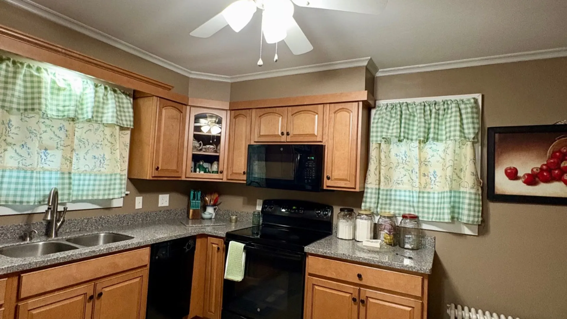 Property at 7 W Faville Ave, Dolgeville, NY 13329 8