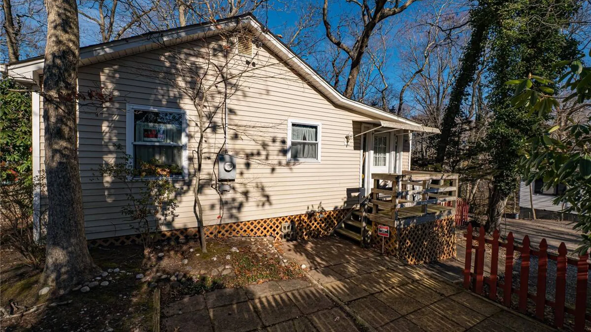 Property at 9 Eastway Path, Baiting Hollow, NY 11933 15