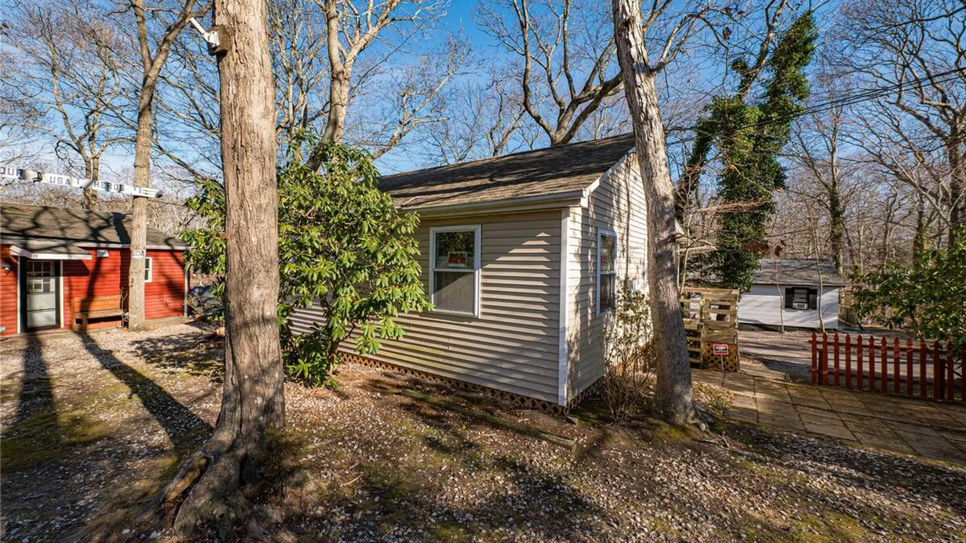 Property at 9 Eastway Path, Baiting Hollow, NY 11933 18